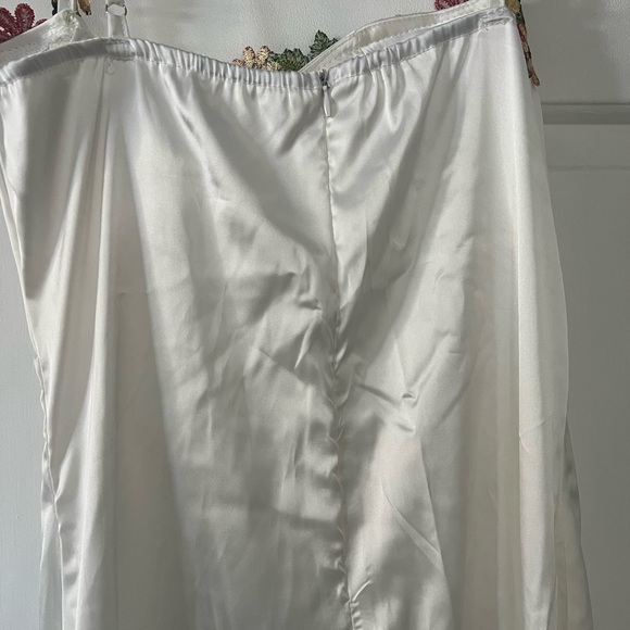 Floral Embroidered Maxi - Picture 7 of 11